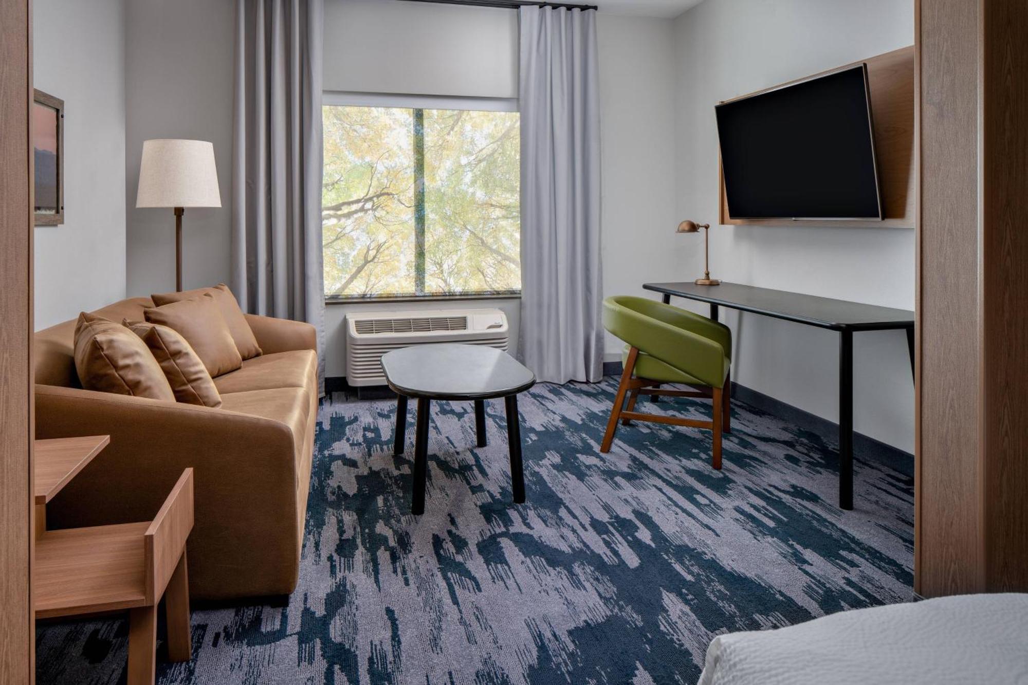 Fairfield Inn & Suites By Marriott Lake Geneva Exteriör bild