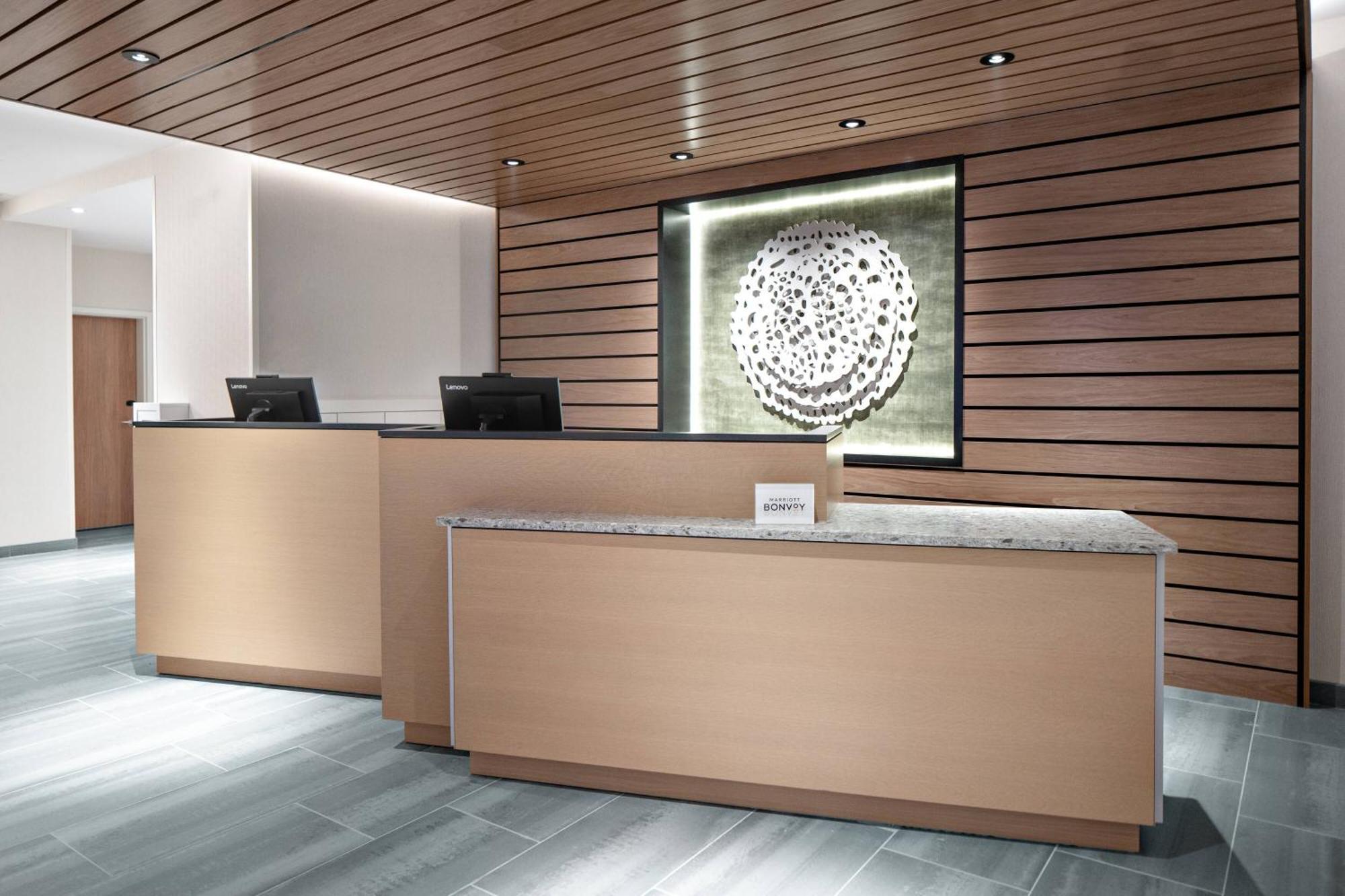 Fairfield Inn & Suites By Marriott Lake Geneva Exteriör bild